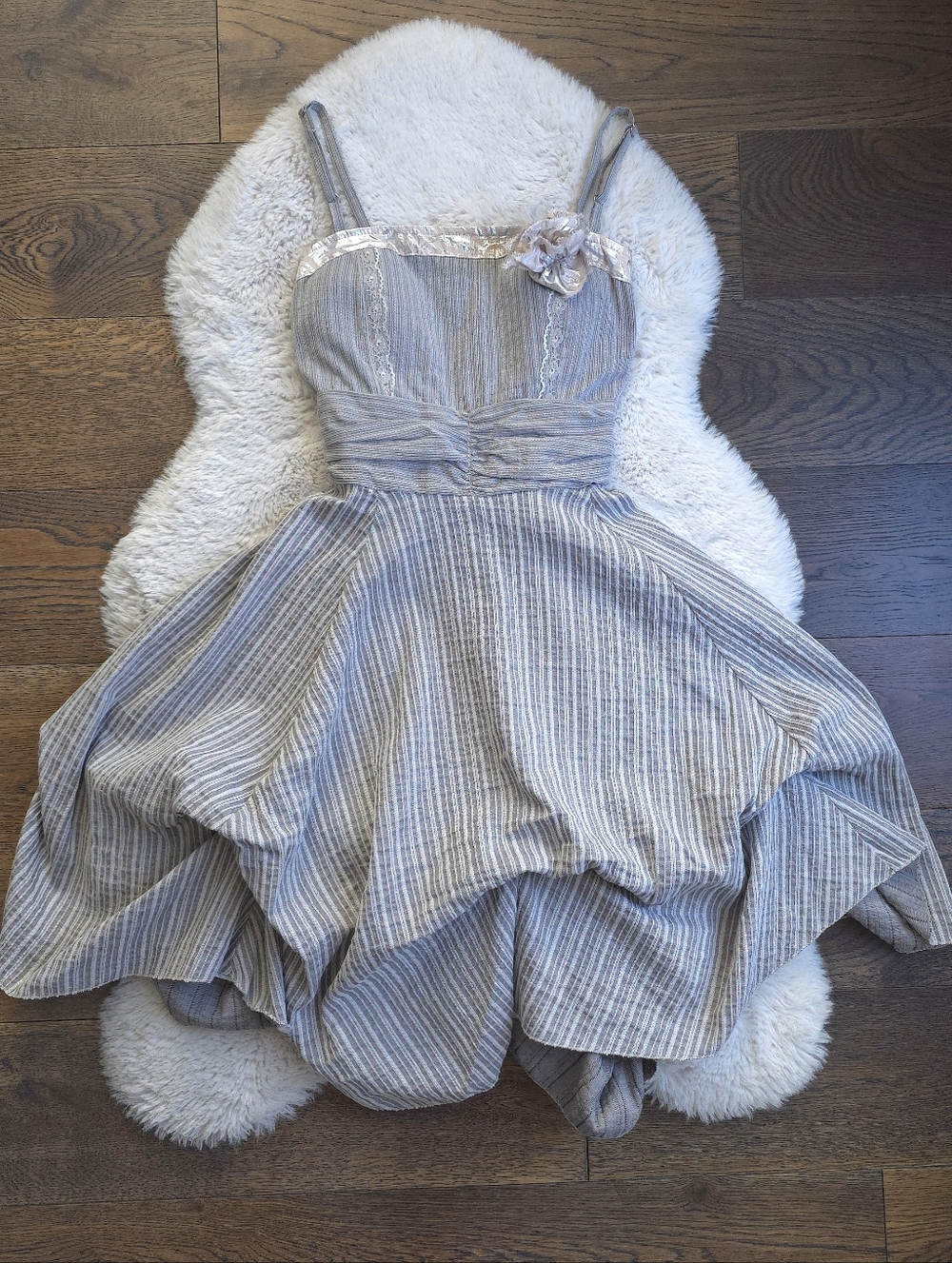 RARE Des Filles A La Vanille Bustle Y2K France Bustle Mini Dress